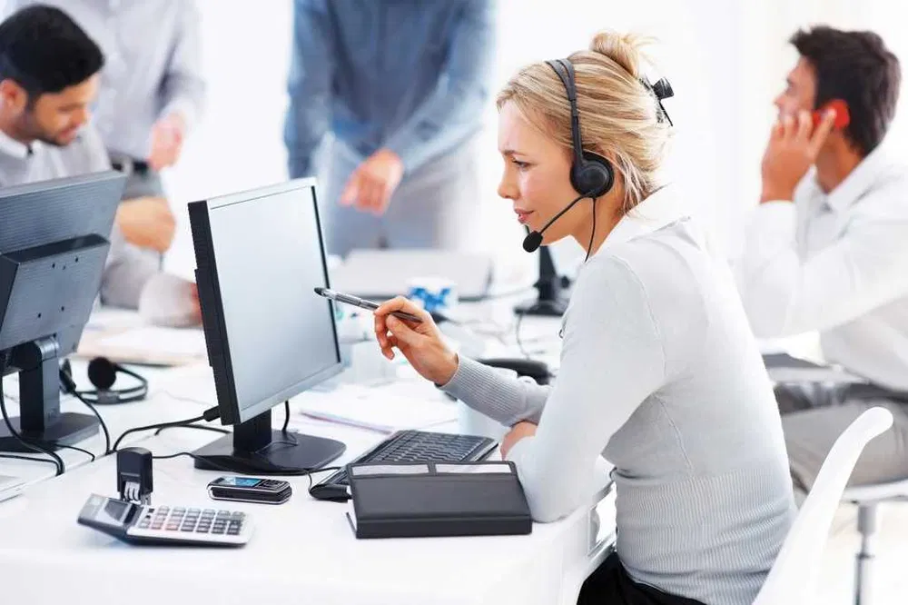 Maximizing Customer Satisfaction Through Chat Support Outsourcing